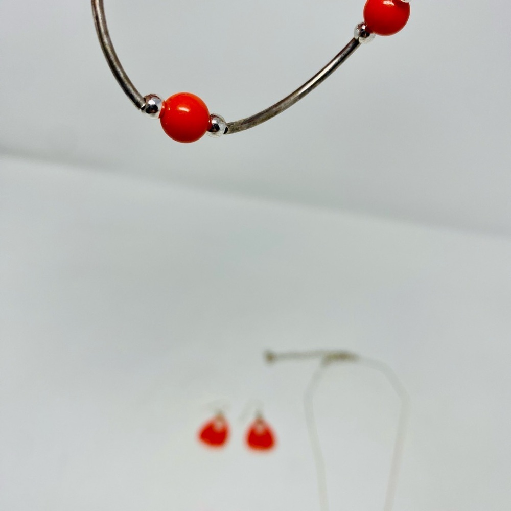 Elegant Orange Pendant Necklace, Bracelet & Earrings Set - Picture 6 of 9